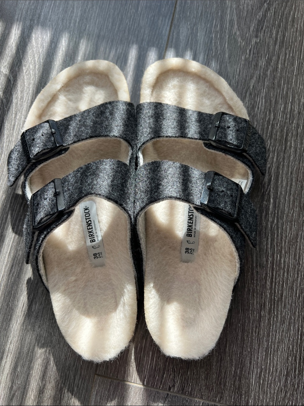 Birkenstock Two-Strap with Shearling Lined Sandals in Black and Cream Brand new